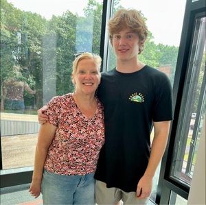 Meet your Posher, Janet